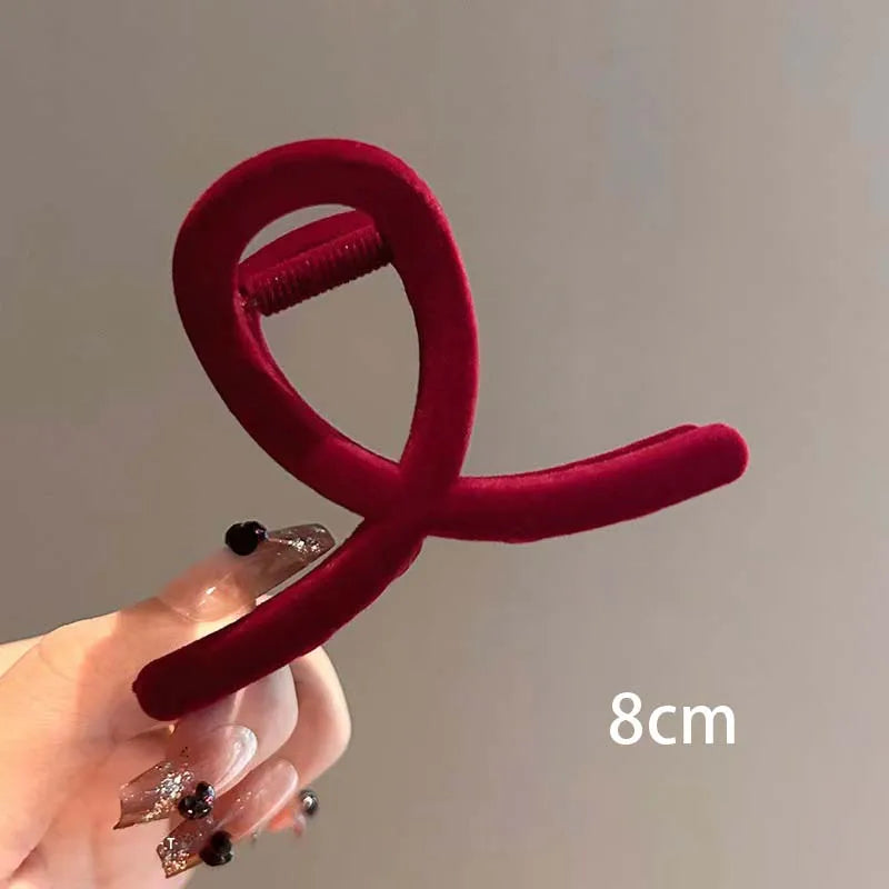 Cyflymder Red Velvet Hair Clips for Women Elegant Large Shark Clips Korea Back Head Hairpin Fashion Luxury Girl Headwear Hair Accessories