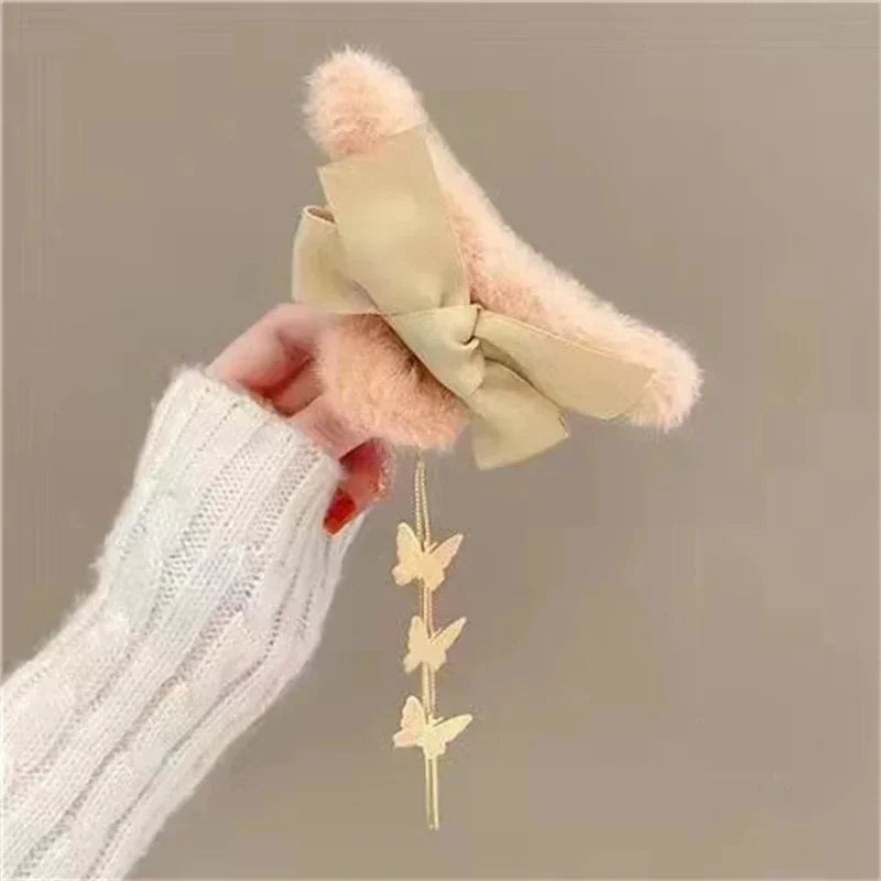 Cyflymder cute winter outfits New Fashion Bow Tassel Pendant Hair Clips Korea Ponytail Plush Shark Claw Girls Fall and Winter Gift Hair Accessories