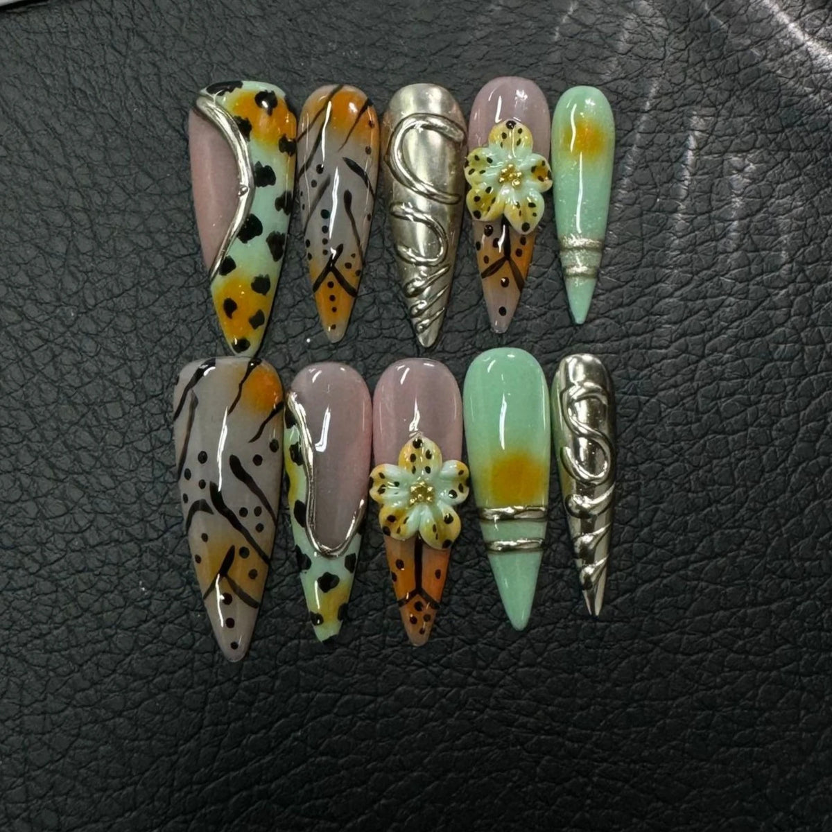 Cyflymder  10Pcs Leopard-Print Wild Nail Art Yellow-Green Autumn Gradient Flowers Wearable Nail Tips Long French Hot Girl Handmade Nail Set