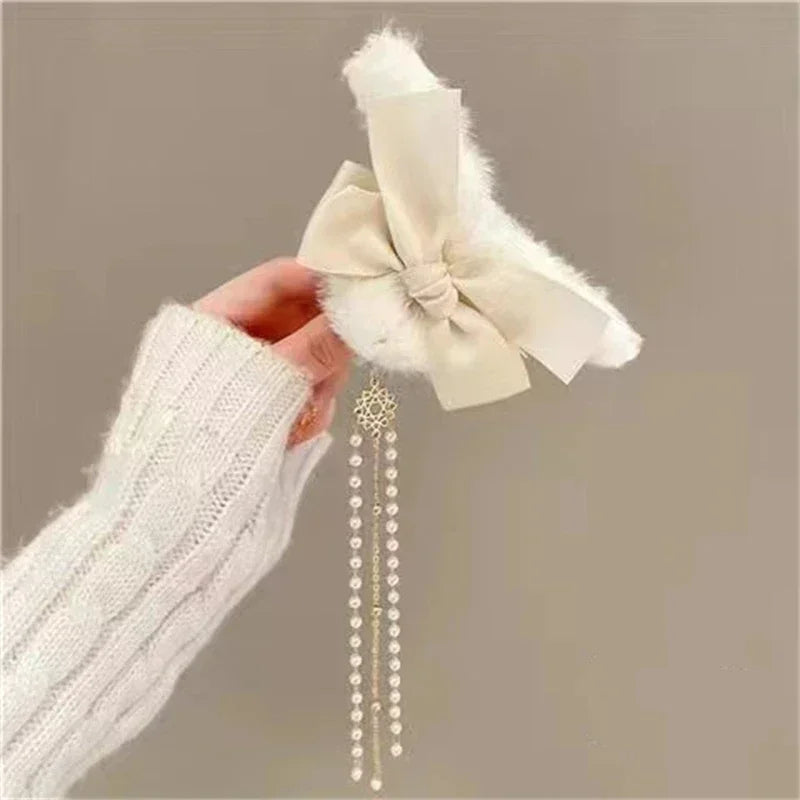 Cyflymder cute winter outfits New Fashion Bow Tassel Pendant Hair Clips Korea Ponytail Plush Shark Claw Girls Fall and Winter Gift Hair Accessories