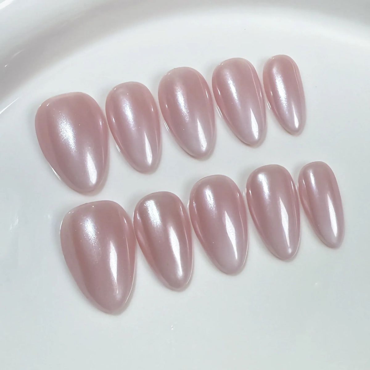 Cyflymder  10pcs Red Handmade Press on Nails Tips Acrylic Mid-length Almond False Nails Woman Wearable Solid Color Cat's Eye Fake Nail Set
