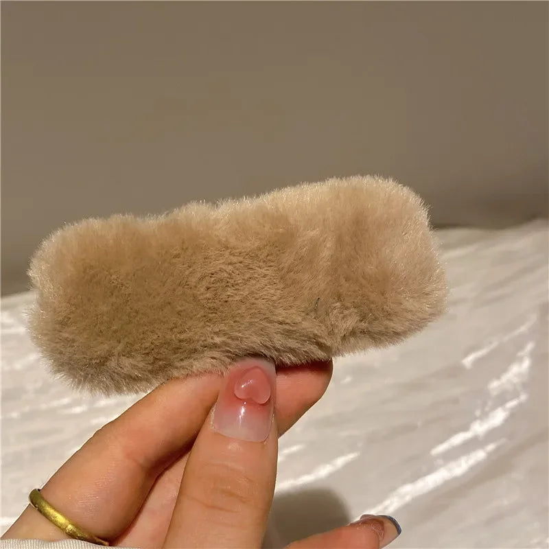 Cyflymder Winter Plush Cute Hair Clip Grasping Lamb Children's Broken Hair Pin Clip Headwear Hair Accessories for Girls  Korean Style