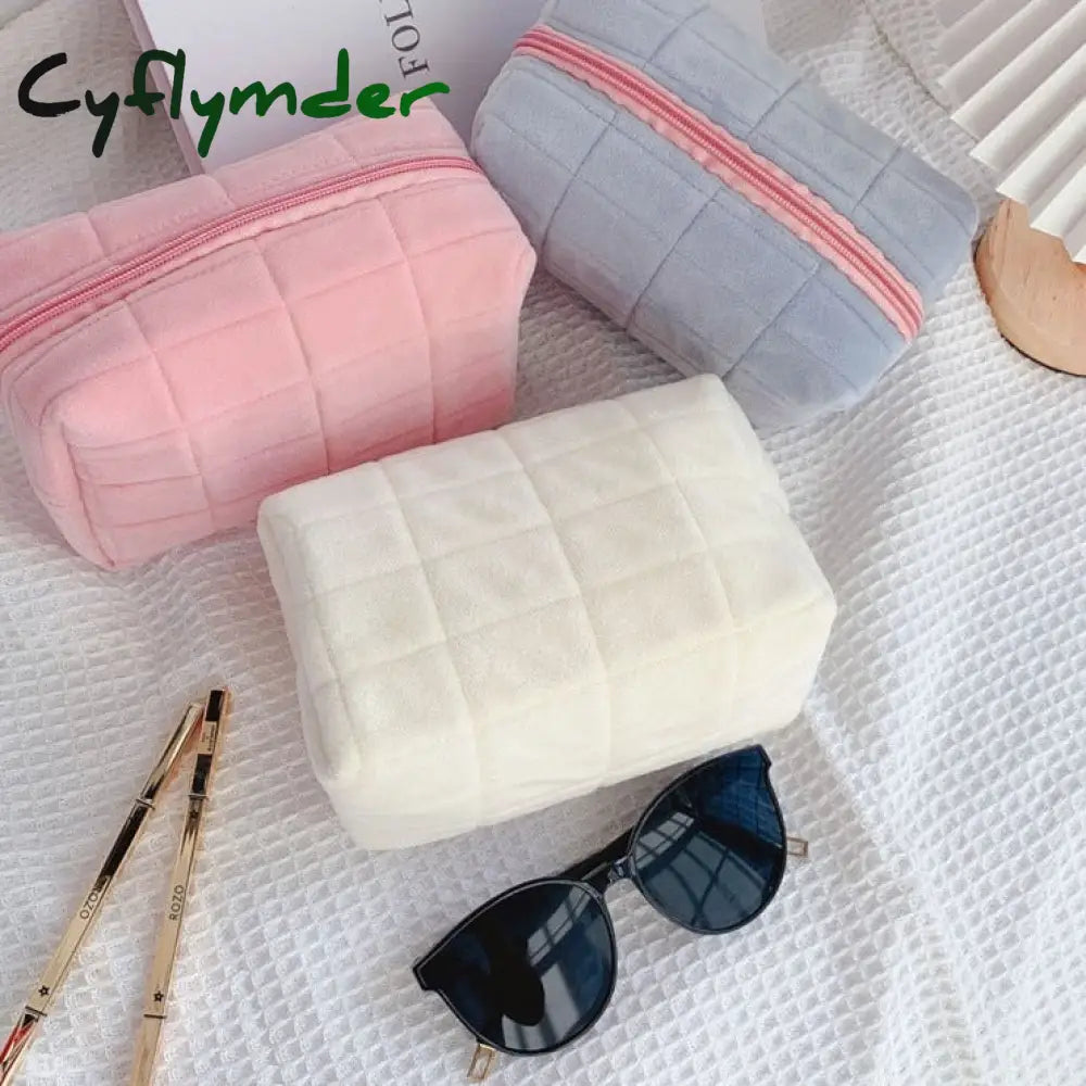 Cyflymder 1 Pc Cute Fur Makeup Bag For Women Zipper Large Solid Color Cosmetic Travel Make Up