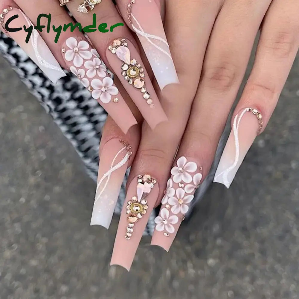 Cyflymder 24Pcs Artifical False Nails With Glue Fake Nail Tips Heart Designs Detachable Press On