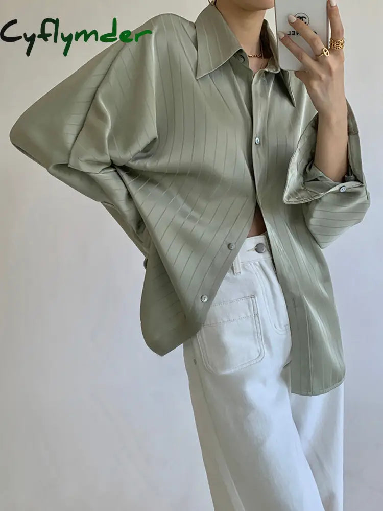 Cyflymder - Charlotte Oversized Button Up Collared Shirt Green / Xs Shirts