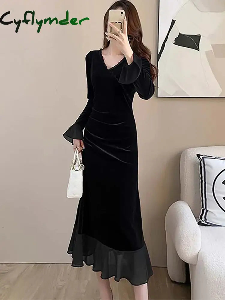 Cyflymder Dress To Impress Autumn Winter Red Velvet Flare Sleeve Midi Dress Women Elegant Ruffled
