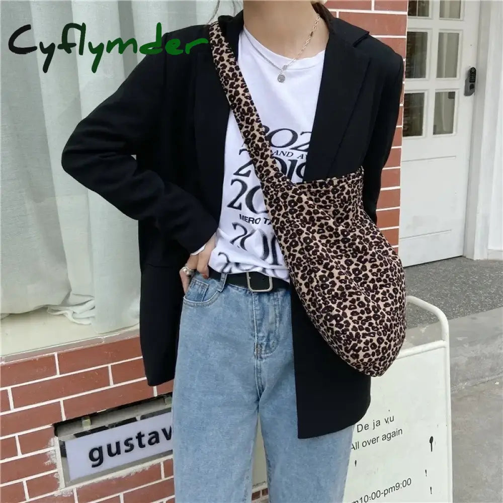 Modern Small Leopard Print Messenger Bag Single Shoulder Canvas Bag for Female Student Diagonal Large Capacity Straddle Bag