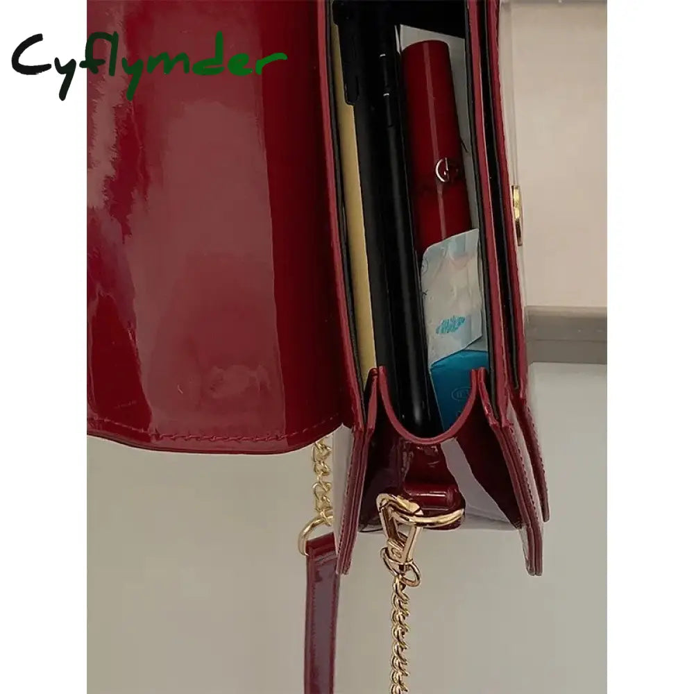 Cyflymder Patent Leather Women’s Love Heart Messenger Bag Retro Red Ladies Small Shoulder Bags
