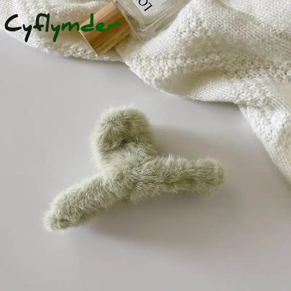Cyflymder Winter Plush Hair Claw Clip Faux Fur Elegant Acrylic Hairpins Women Hair Clip Barrette Crab Headwear Girls