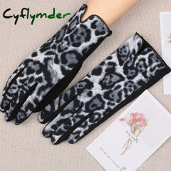 Cyflymder Women Winter Warm Plush Inside Full Finger Leopard Cycling Mitten Female Cashmere Wool Knit Touch Screen