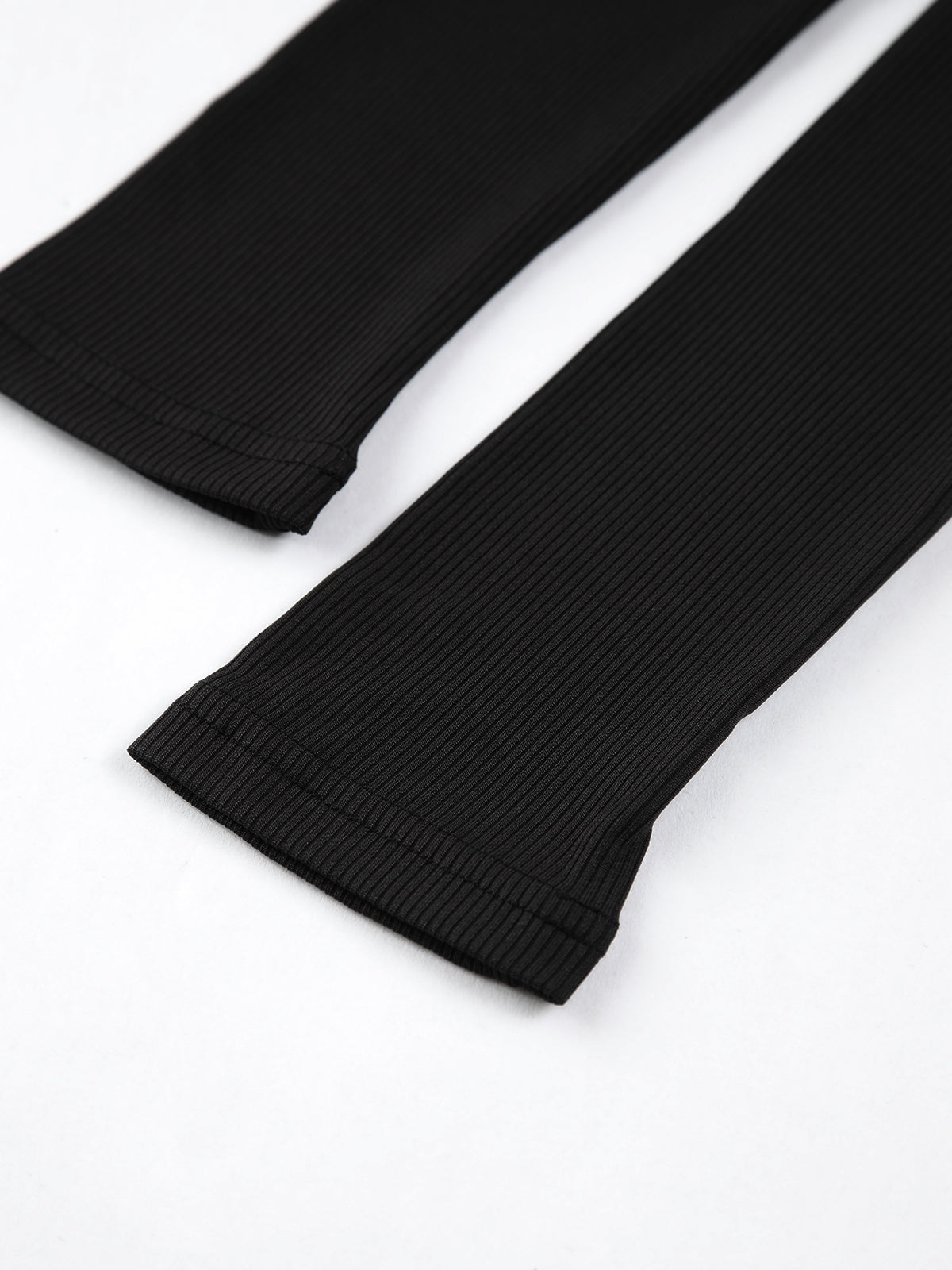 Cyflymder - Mockneck Oblique Cutout Rib Long Sleeve Knit Top