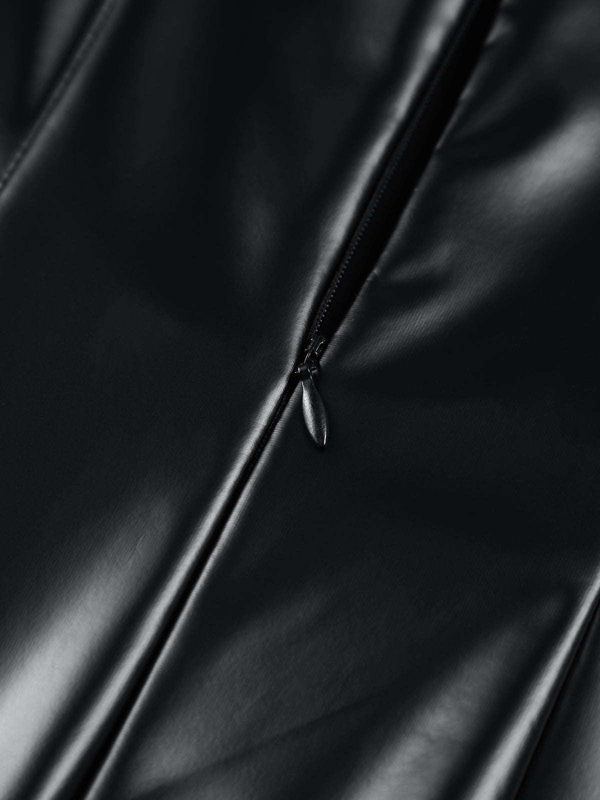 Cyflymder - Faux Leather Bodycon Midi Dress