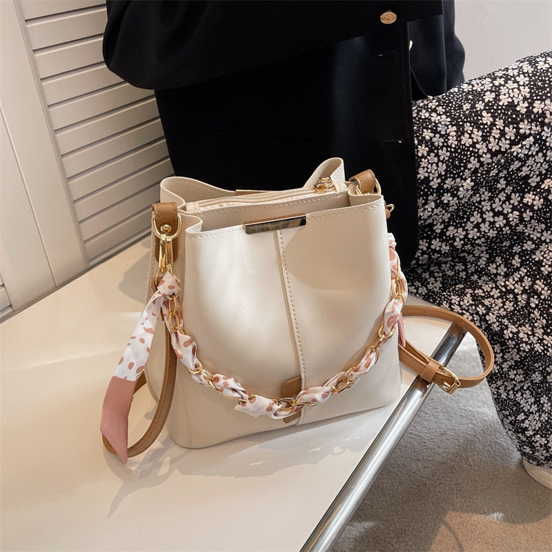 Cyflymder Women's Bucket Handbag 2023 new Fashion Crossbody Bags for Female Large Capacity Top Handle Luxury Designer Chain Shoulder Bag