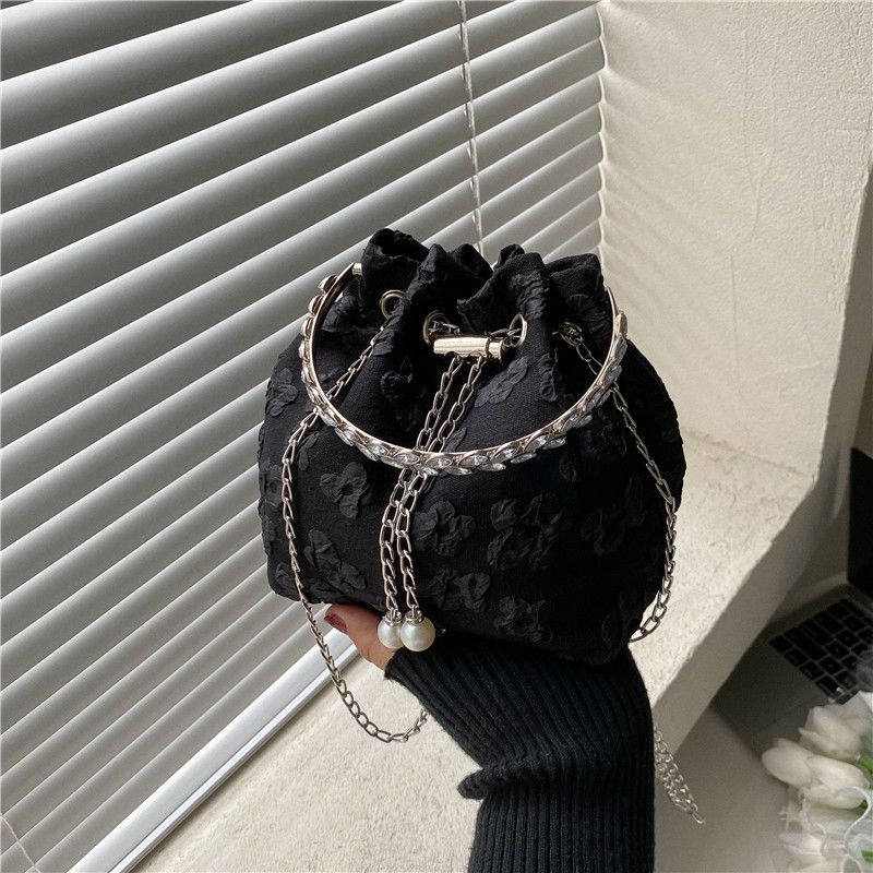 Elegant Women Bucket Bag New Fashion 2023 Korean Style Summer Crossbody Bag Black Chain Summer Fashion Designer Bags